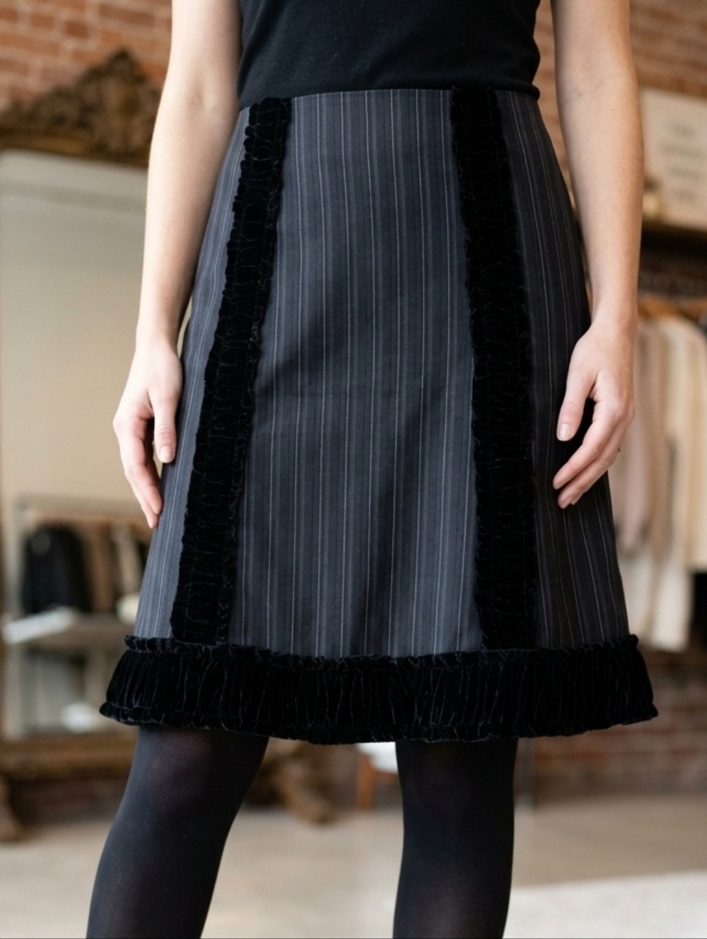 Vintage Y2K Nanette Lepore Midi Skirt Velvet Pinstripe Coquette Feminine Size 8